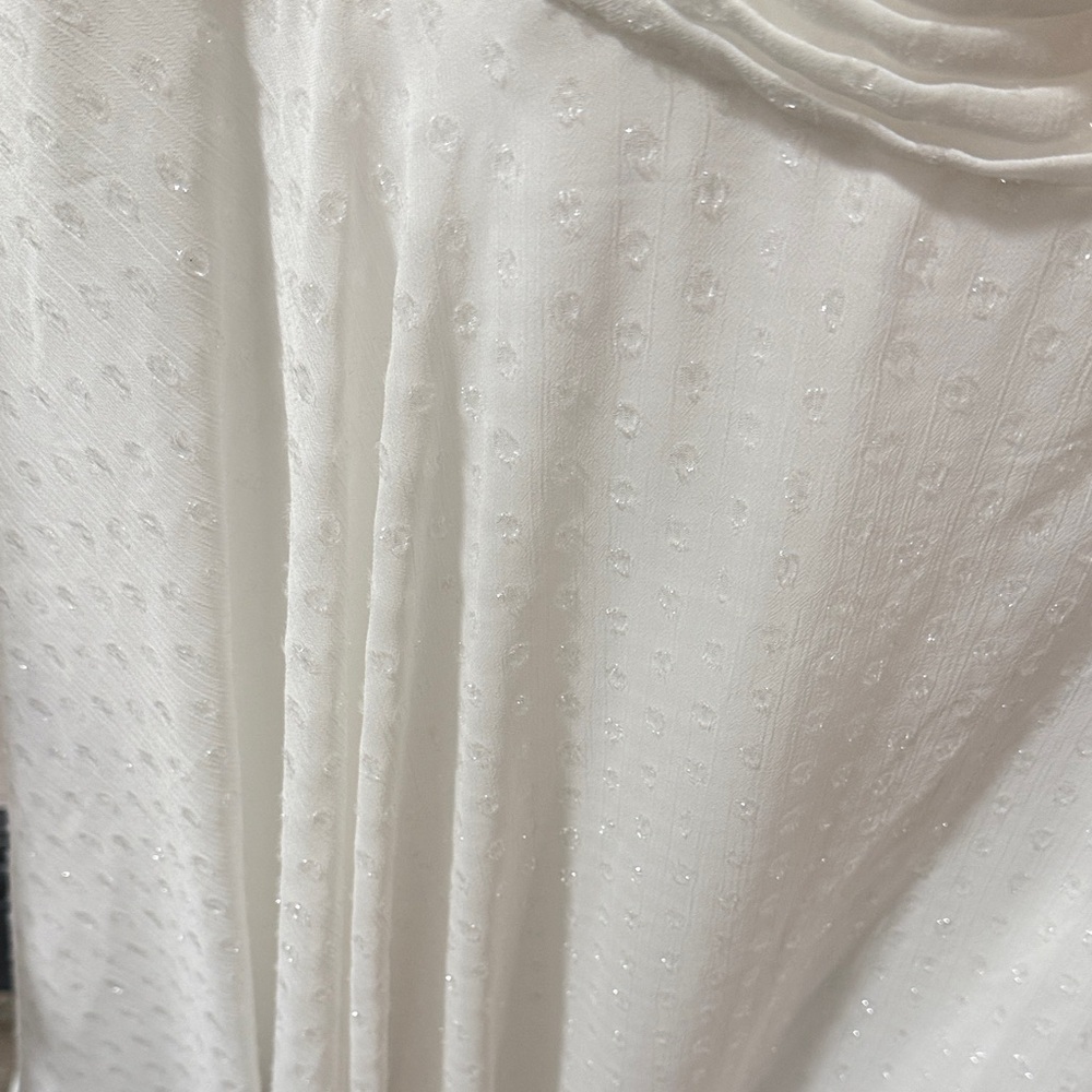 Elegant White Dress - Picture 4 of 8